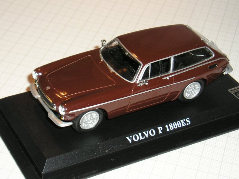 世界の名車コレクション　VOLVO P 1800ES 茶　ミニカー　デルプラド Volvo P1800 model cars collector toys samlarleksaker modellbilar